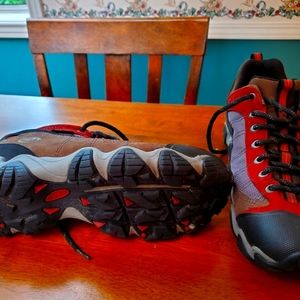 Mens oboz waterproof hiking boots 10.5 wide fit